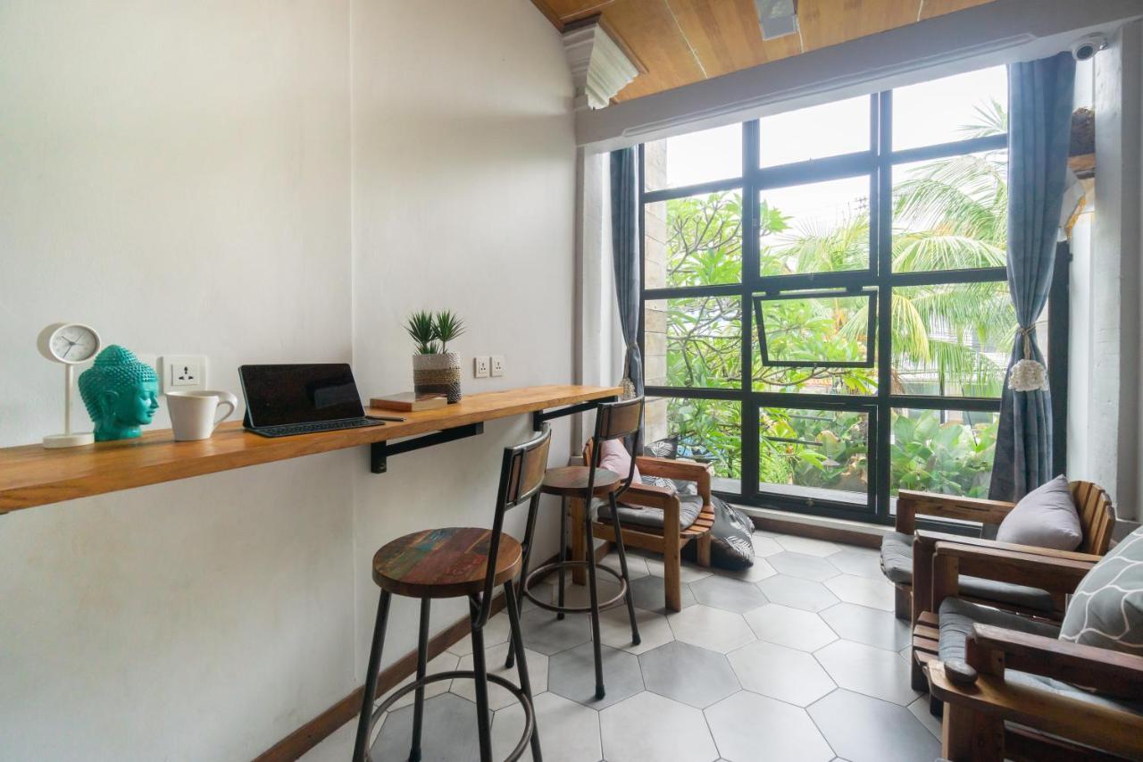 Interconnection Hostel Kuta Lombok Exterior foto
